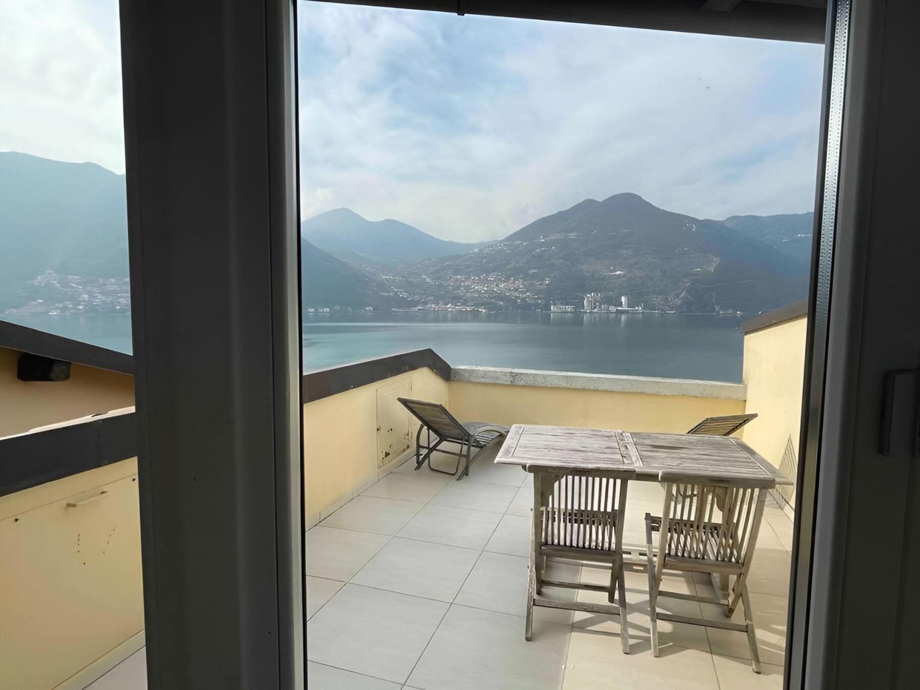 Casa Pg - Appartamento Vista Lago Монте-Изола Экстерьер фото
